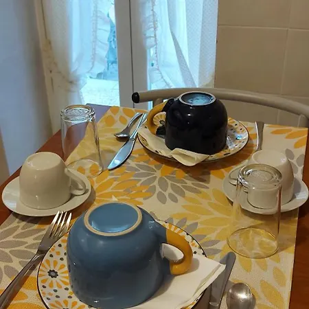 Dei Doria & לינה וארוחת בוקר 4*