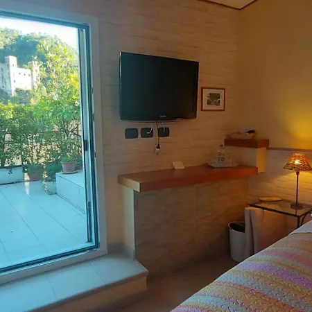 Dei Doria & Bed & Breakfast 4*