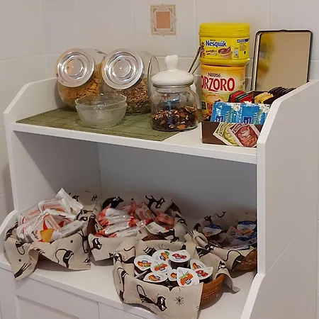 Dei Doria & Oda ve Kahvaltı