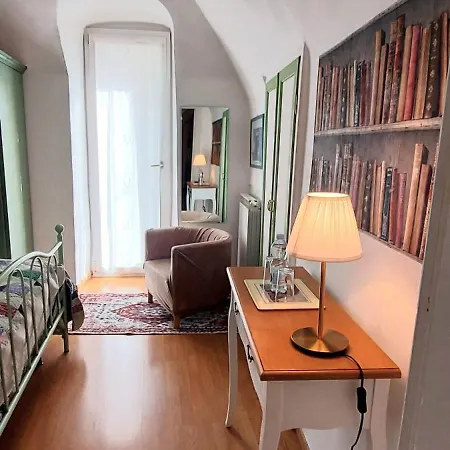 Dei Doria & Oda ve Kahvaltı