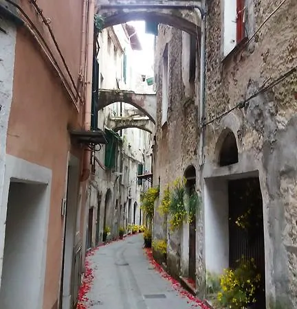 Oda ve Kahvaltı Dei Doria & Dolceacqua